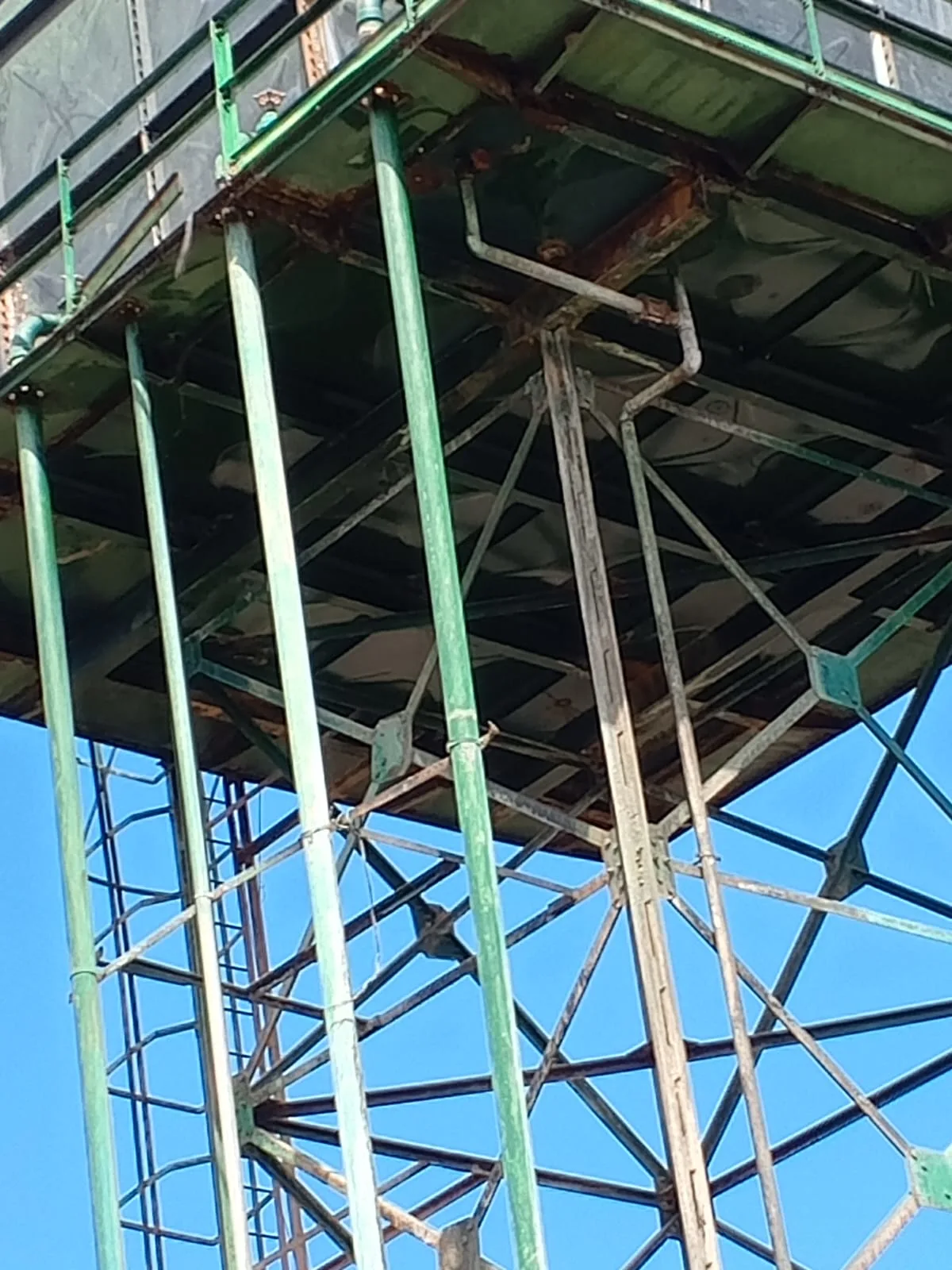 water-tank-repair-by-omidrop